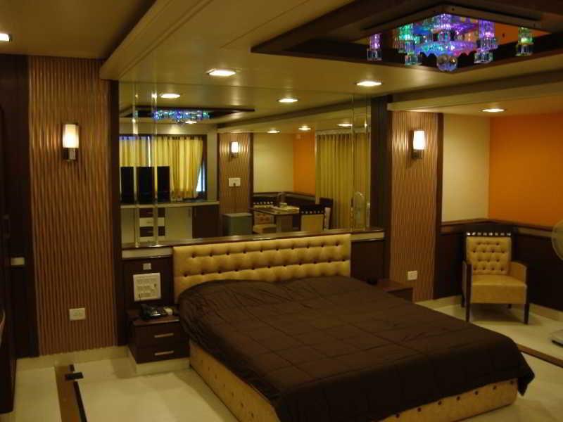 Hotel Manama Mumbai  Buitenkant foto