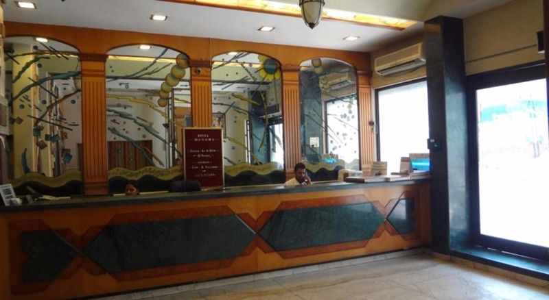 Hotel Manama Mumbai  Buitenkant foto