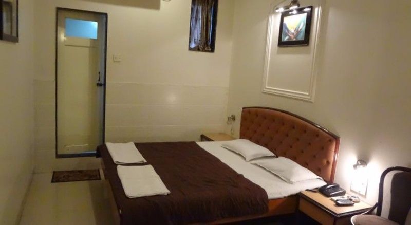 Hotel Manama Mumbai  Buitenkant foto